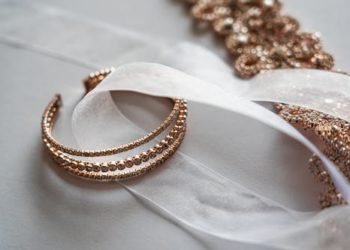 Luxury Gift Ideas: Out Of Box And Excellent Gift Ideas For Newlywed Couples