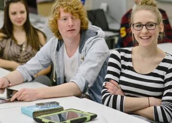 How to start a business in college