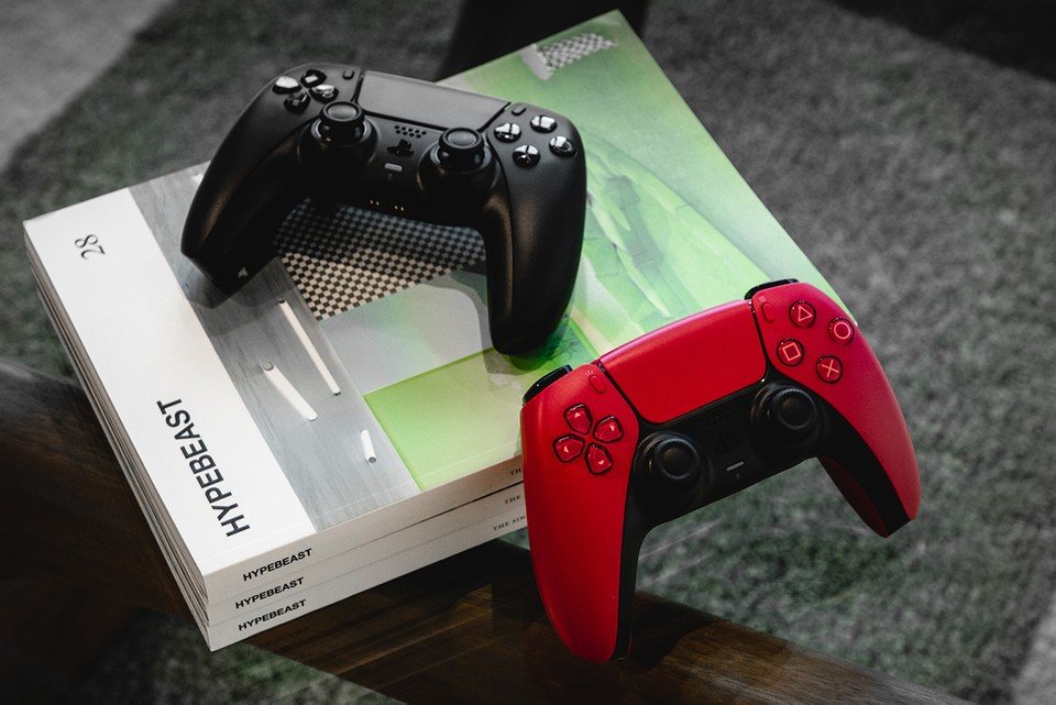 PlayStation DualSense Wireless Controller - Cosmic Red