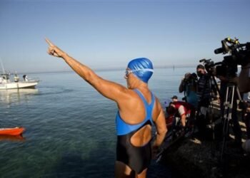 10 Lessons on Love and Commitment from Diana Nyad’s Wife