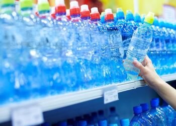 wellhealthorganic.com:know-why-not-to-reuse-plastic-water-bottles-know-its-reason-in-hindi 2024